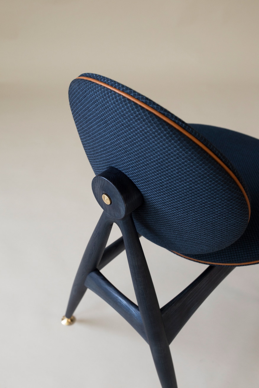 OvergaardDyrman-CircleDiningChair-IndigoBlue-4